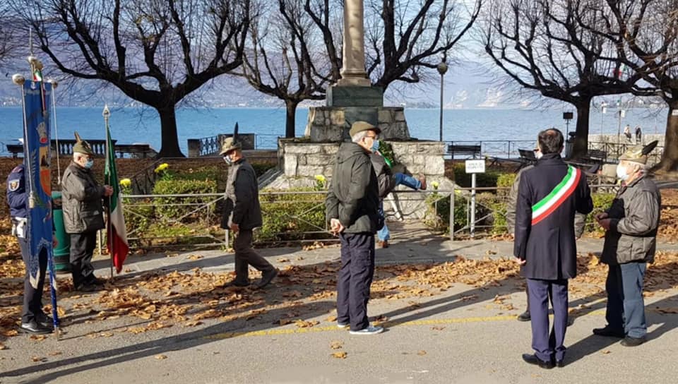 La Cerimonia Del Iv Novembre A Laveno Mombello Il Sindaco Uniamo Le