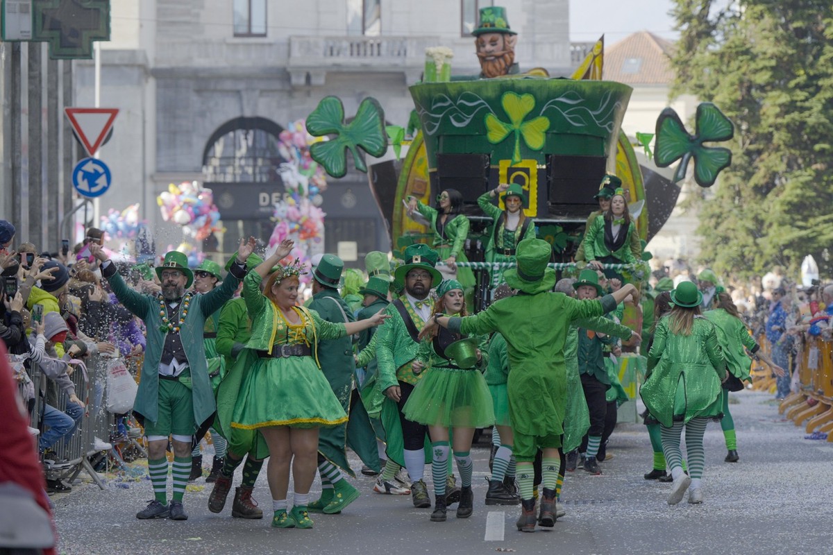 FOTO Carnevale Di Varese Tutte Le Immagini Della Festa Varesenoi It