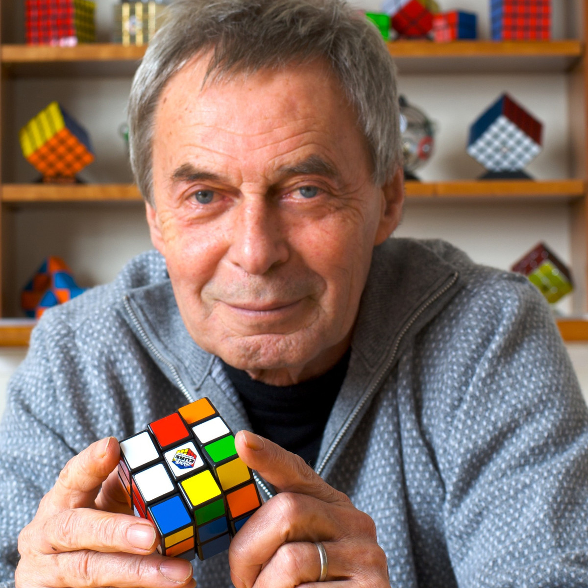 https://www.varesenoi.it/fileadmin/archivio/common/2024/09/Erno-Rubik.jpg