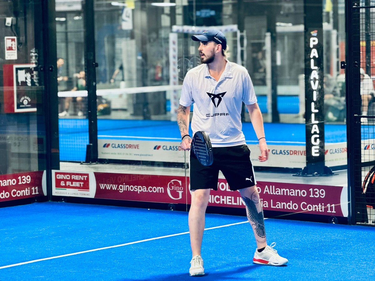 https://www.varesenoi.it/fileadmin/archivio/varesenoi/hockey/P_Padel_Tour_Varese.jpeg