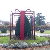 Allestimento natalizio in corso ai Giardini Estensi