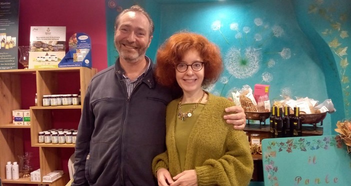 Alessandro Zappalà ed Elena Gualandi a Il Ponte Arcobaleno, in via Garibaldi, a Varese