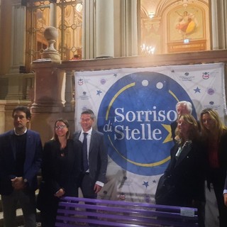 Sorriso di Stelle, la serata organizzata da Confcommercio Uniascom tenutasi ieri sera a Ville Ponti