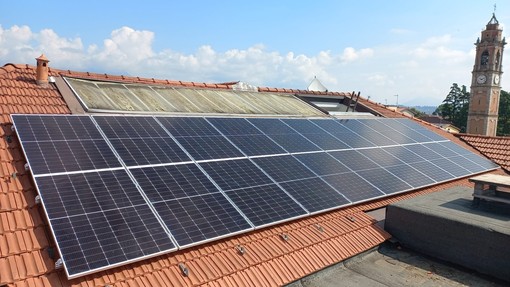 Il nuovo impianto fotovoltaico della scuola Castiglioni di Azzate