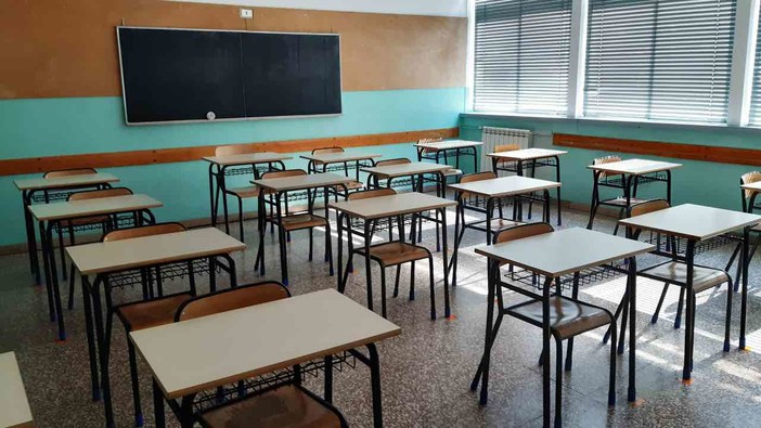 Docenti, Astuti (Pd): «Ancora troppe criticità nell’assegnazione delle sedi, la Regione intervenga»