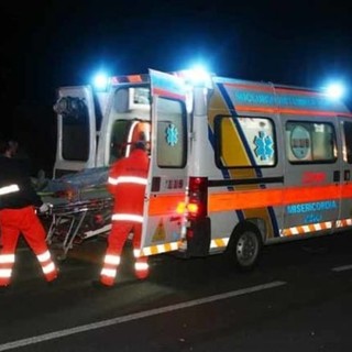 Scontro nella notte in autostrada: quattro i feriti