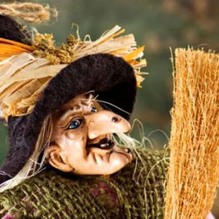 A Leggiuno la Befana arriva dal lago: appuntamento per tutti i bambini alla Canottieri Arolo