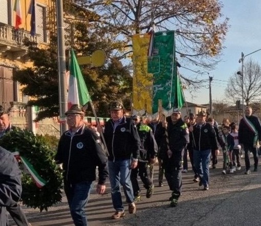 Il corteo del IV Novembre a Brenta