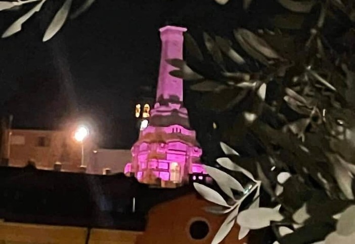 Il Faro, le vetrine e le vie di Besozzo si tingono di rosa: un sabato di sport e benessere per la prevenzione del tumore al seno