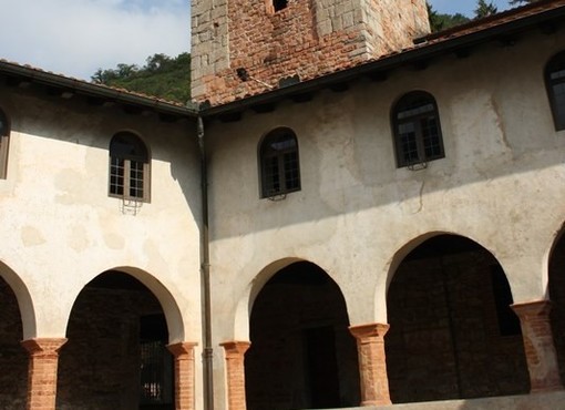 Tutto il fascino della Badia di Ganna nel nuovo libro di Claudio Bollentini