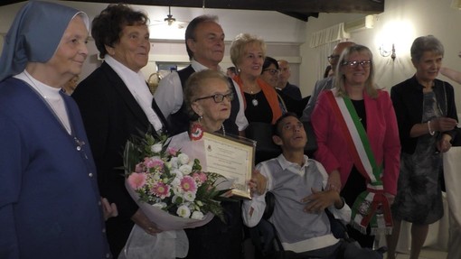 I festeggiamenti per i 100 anni della signora Elena Leonardi