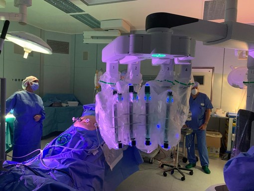 Chirurgia robotica d'avanguardia all'Ospedale di Circolo: da gennaio eseguiti 177 interventi