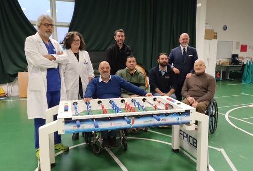 Sport e riabilitazione: il calcio balilla entra all'ospedale di Niguarda