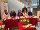 La conferenza stampa dell’edizione 2024 di Filosofarti. Da sinistra Maura Orlando (comune di Samarate), Giuseppe Blumetti (Besnate), Cristina Boracchi, Claudia Mazzetti, Elena Balconi e Carlo Massironi (Fondazione Cariplo, Fondazione comunitaria del varesotto)