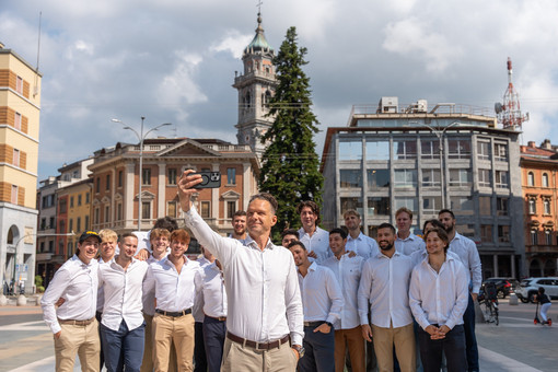 Coach Glavic e i Mastini nel cuore di Varese (foto Michele Del Re)