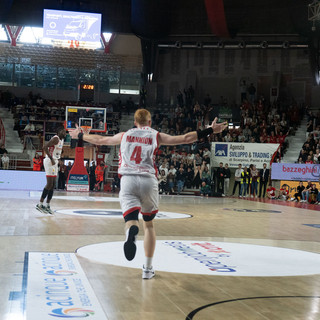 Nico Mannion a Masnago (foto Fabio Averna)