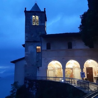 Il messaggio della fraternità dell'Eremo: «Venite a trascorrere il Natale a Santa Caterina del Sasso»