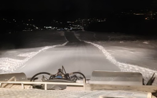 Lavori in corso sulla pista da sci in Forcora (foto dalla pagina Facebook di Forcora Ski)