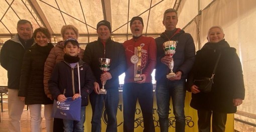 Le premiazioni della Pedalata di San Valentino di Gavirate del 2024