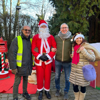 L'albero, i mercatini e Babbo Natale danno inizio alle festività a Gazzada Schianno