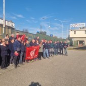 Il presidio dei lavoratori della ArgoClima di Gallarate