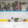 Alessio Piroso steso sul ghiaccio, immobile: un'immagine che per alcuni lunghissimi minuti ha ammutolito l'Acinque Ice Arena (foto Alessandro Galbiati)