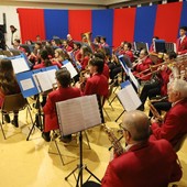 La Filarmonica Indunese durante un concerto