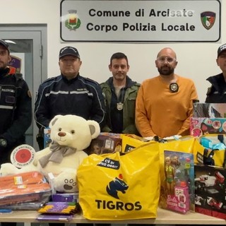 Furto organizzato al Tigros di Arcisate: denunciati tre stranieri con oltre 8.000 euro di merce rubata