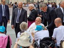 I vari momenti del pellegrinaggio a Roma degli ospiti della Rsa Fondazione Comi di Luino