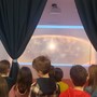 L'inaugurazione della nuova aula immersiva alla scuola primaria Pedotti di Luvinate