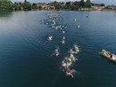 La bellezza unica del lago di Monate, il più pulito d'Italia, arriva in tv: «Un paradiso en plein air»