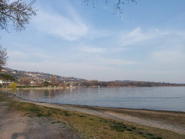 Tutto pronto a Gavirate per la giornata dedicata al lago di Varese, alle sue bellezze e al suo futuro