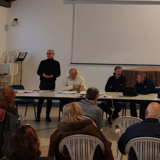 Un momento del convegno svoltosi sabato mattina a Luvinate sul futuro della montagna