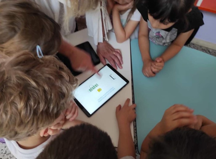 La scuola primaria di Luvinate sempre più tecnologica con la nuova aula immersiva