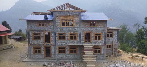 La scuola in costruzione in Nepal