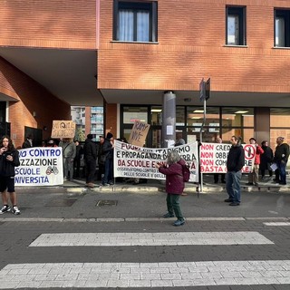 All'istituto Falcone di Gallarate il collettivo “Presidio del bosco” si schiera contro la “Settimana della sicurezza” e rivela di avere denunciato il sindaco Cassani