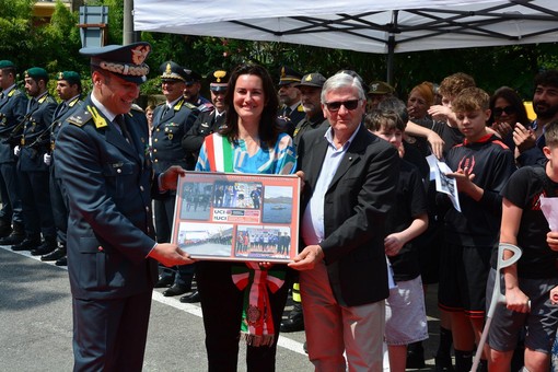 Cittiglio celebra la Guardia di Finanza, inaugurato il piazzale Fiamme Gialle d'Italia
