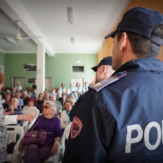 Il video anti truffa della polizia di Stato visibile nelle sale d'aspetto degli ospedali della provincia