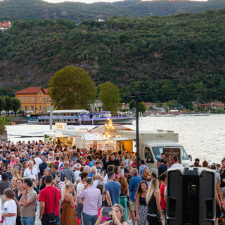 A Porto Ceresio un Ferragosto travolgente con il Rolling Truck Street Food Festival!