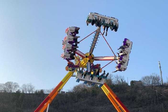 Da sabato 3 a domenica 18 agosto  torna il luna park a Laveno: inaugurazione con sconti su tutte le attrazioni