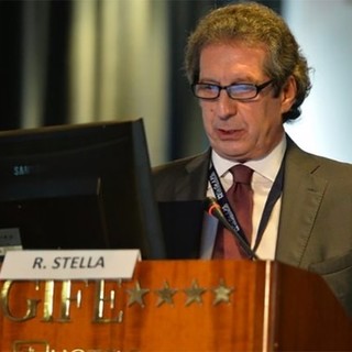 Il dottor Roberto Stella, morto perché aveva contratto il Coronavirus. Sotto la Dottoressa Giovanna Beretta, presidente dell'Ordine dei Medici di Varese