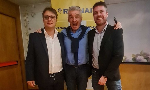 Nella foto, da sinistra: Fabrizio Francioni, Head of Comms for Italy, Michael O'Leary, Ryanair Group CEO, e Shane Carty, HR Director Malta Air