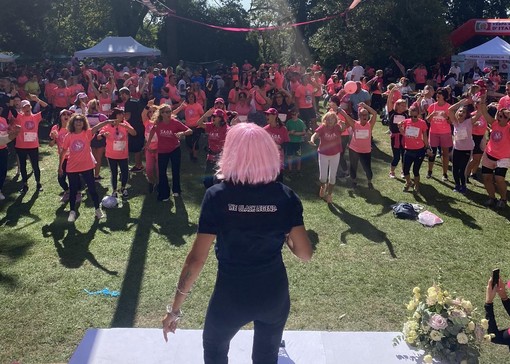 Una delle manifestazioni organizzate da Sarà Pink - Foto dalla pagine Fb dell'associazione