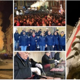 Arde il fuoco della passione e della tradizione per &quot;Sant’Antoni del porscell&quot; grazie ai Monelli della Motta. Sotto in gallery nemmeno il Covid ferma il falò: nel vuoto e nel silenzio assoluto la statua del santo viene portata per le vie della città fino alla Basilica di San Vittore