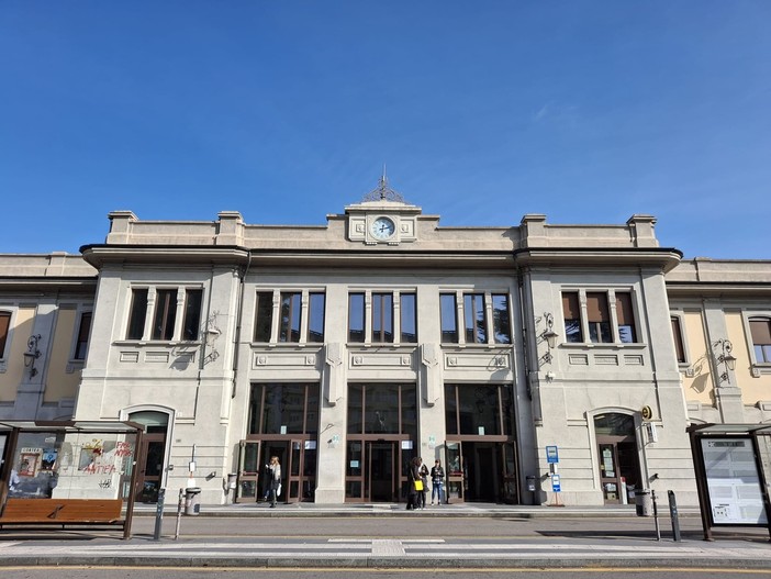 La stazione di Busto