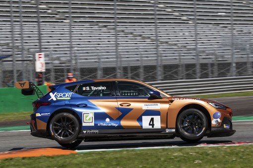 Salvatore Tavano, a bordo della sua CUPRA Leon Competicion, durante la prima gara a Monza. Le foto sono di Maurizio Rigato.