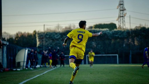 Giuseppe Torraca, 28 anni, domani guiderà in finale da capitano la Solbia viste le assenze del &quot;gemello&quot; Scapinello e di Pandiani (foto tratta dal profilo Facebook ufficiale della Solbiatese 1911)