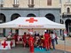 Un gazebo in piazza a Varese della Croce Rossa