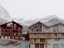 Lo chalet &quot;varesino&quot; realizzato ai piedi del Cervino in Calle d'Aosta (foto di Simone Bassi)