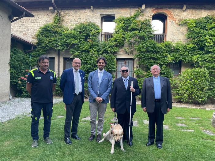 La generosità del Lions Club Varese Prealpi: ecco Hero, il cane guida per non vedenti